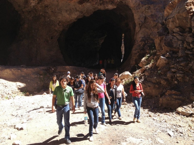 Paseo por cuevas