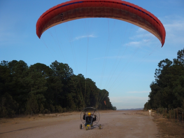 Disfruta de lo que es el paramotor