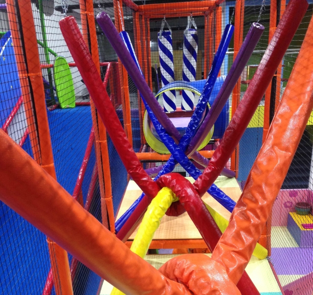 Juega entre coloternera