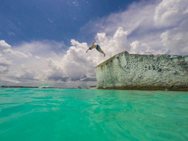 Clavado en mar caribe