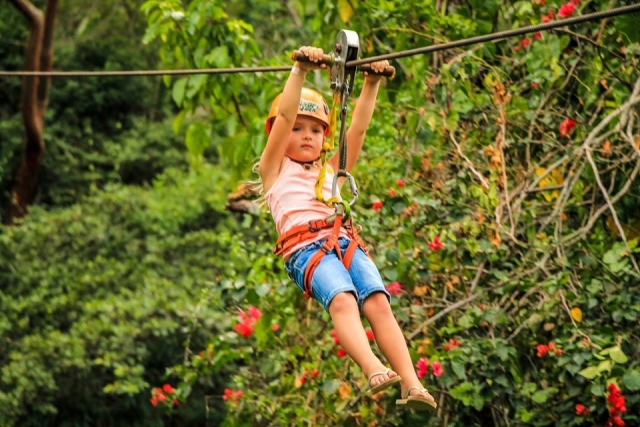 Tirolina para niños