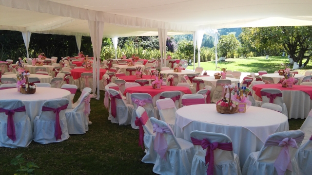 banquetes en el jardin