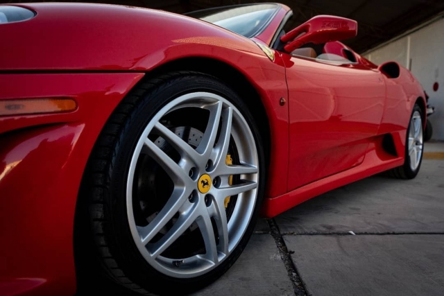 Ferrari descapotabte