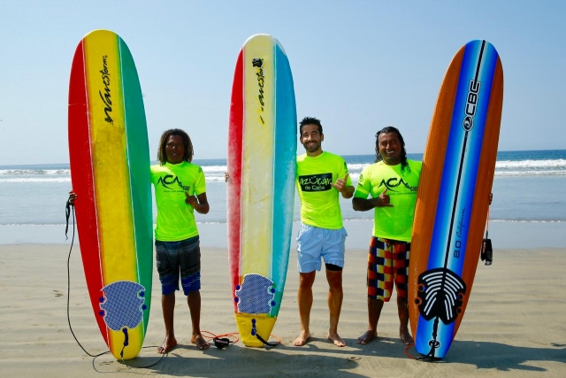 Surf con amigos