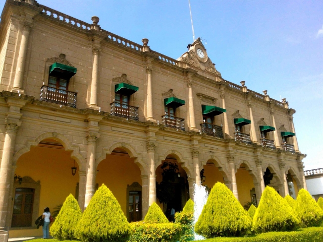e-19721361-palacio-municipal.jpg