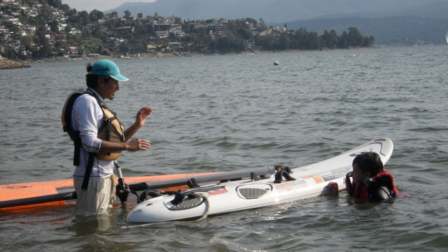 clase de windsurf en valte