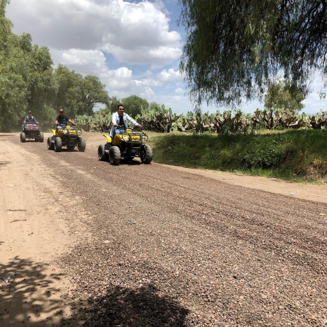 Rodando en Teotihuacan