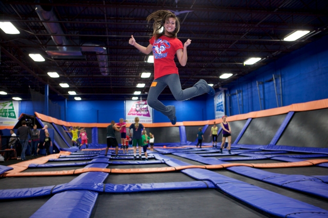 e-19731824-sky-zone-11460138733.9295.jpg