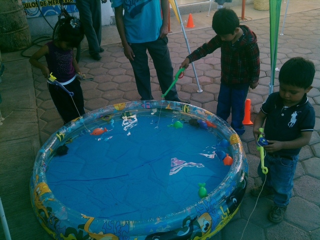 Pesca para actividades de fiesta de la feria 