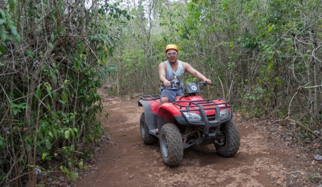 Pasando entre la selvas maya 