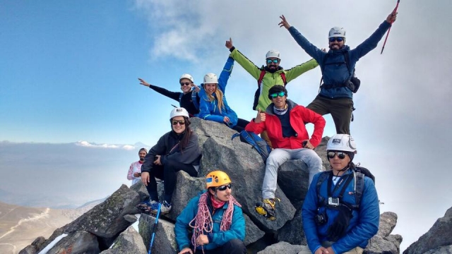 Equipo en la montania 