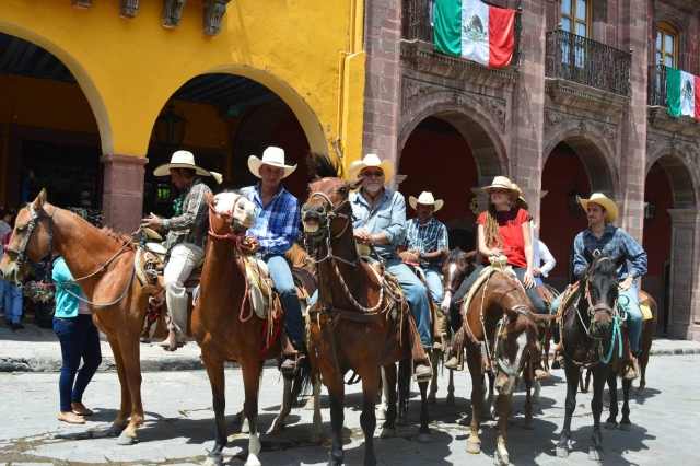 Rutas a caballo por el centro de san miguel 