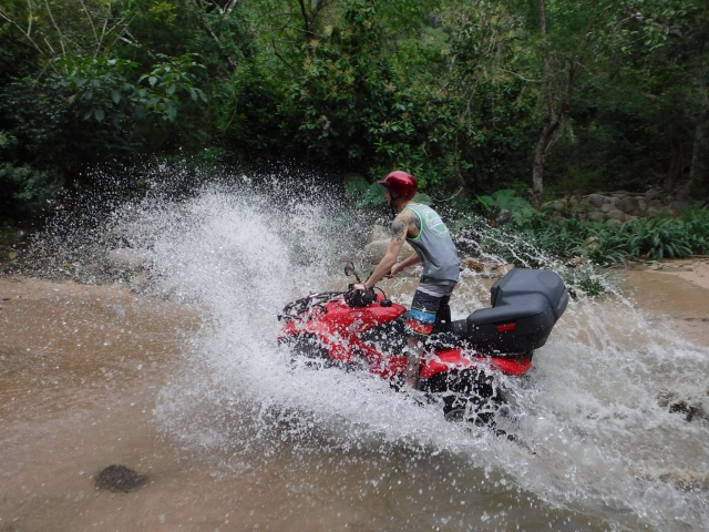 Aventura en la selvas a bordo de tu quad