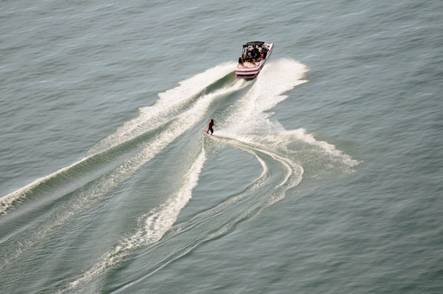 Recorre todo el lago