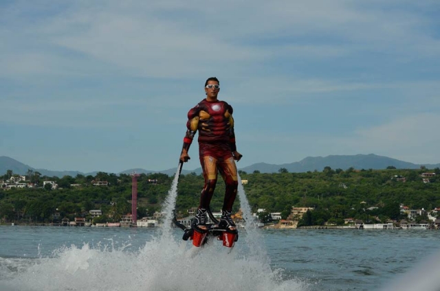 Se un héroe dentro del agua