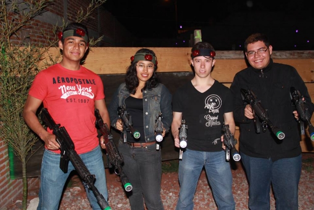 Puedes jugar de noche