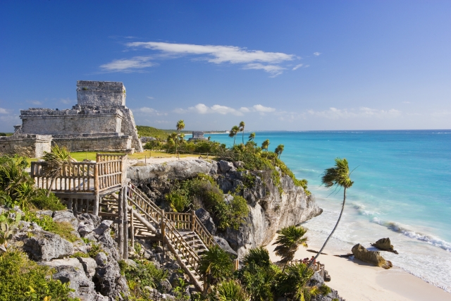 Tulum en la orilla