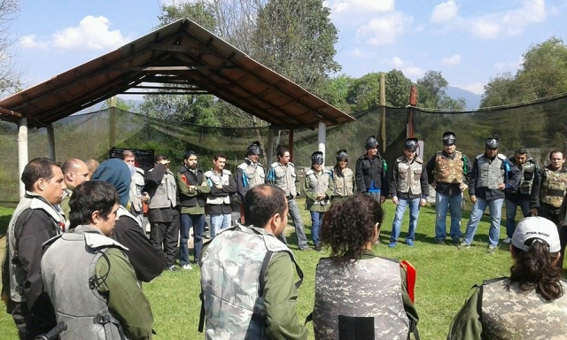 Juega paintball