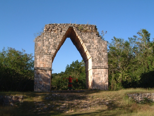 Mira el arco antiguo