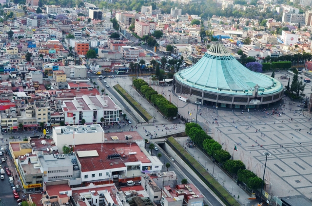 Mira la basilica
