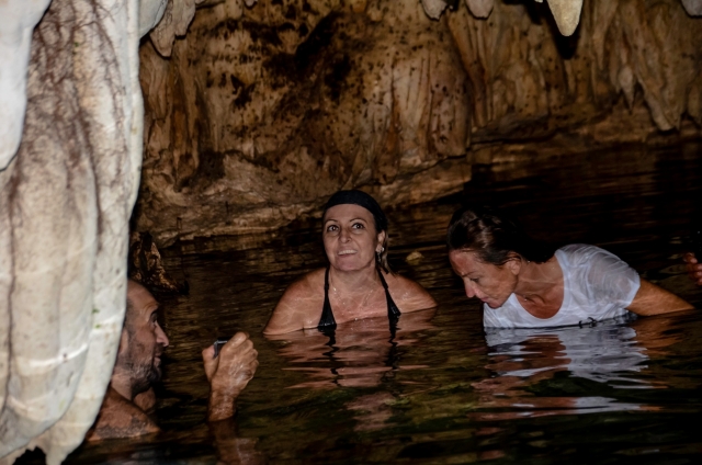 Nada en las cuevas cerradas