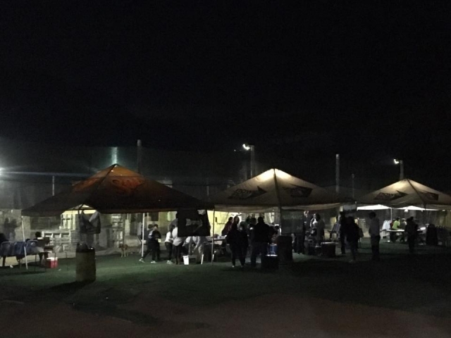 Juega de noche