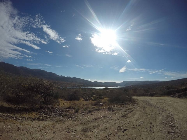 Admira el sol