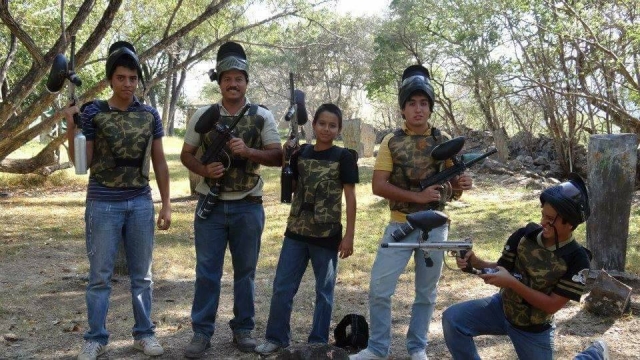 Ven con tu equipo al paintball