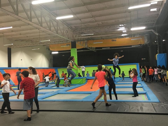 Salta en nuestras camas