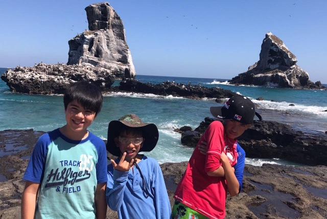 Con los peques visitando