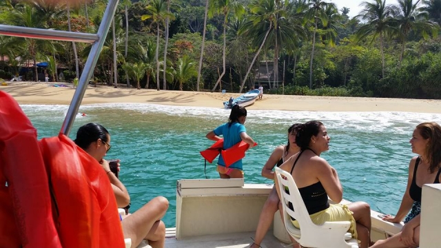 A la orilla de la playa