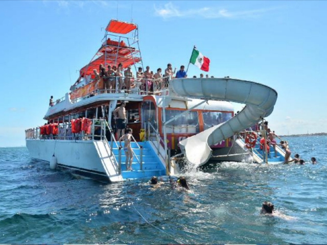 Ven con nuestros barcos