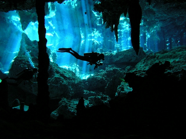 Buceo en cavernas