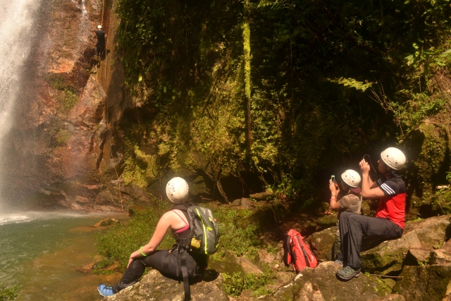 ascenso de cascadas