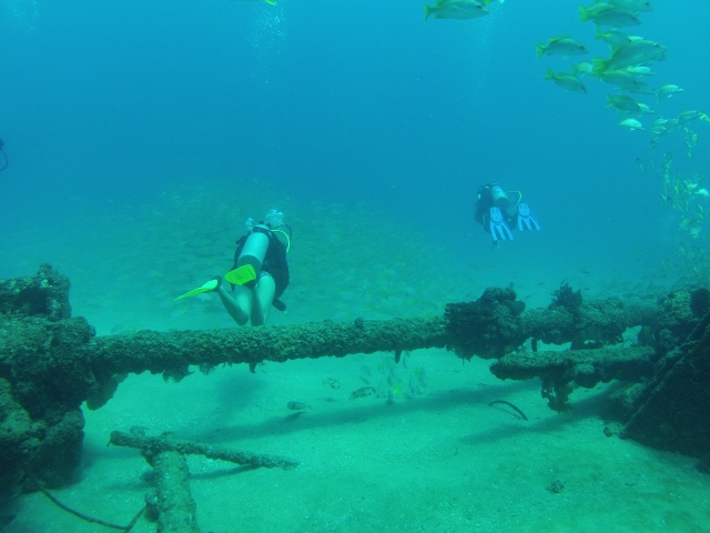 DIVING