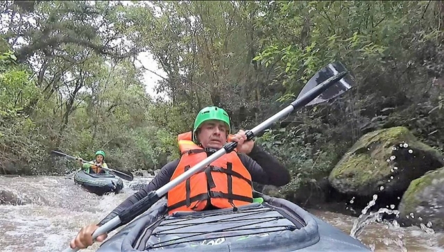 disfruta de los kayak