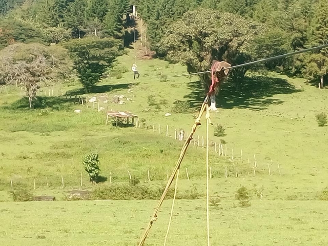 adrenalina en tirolina