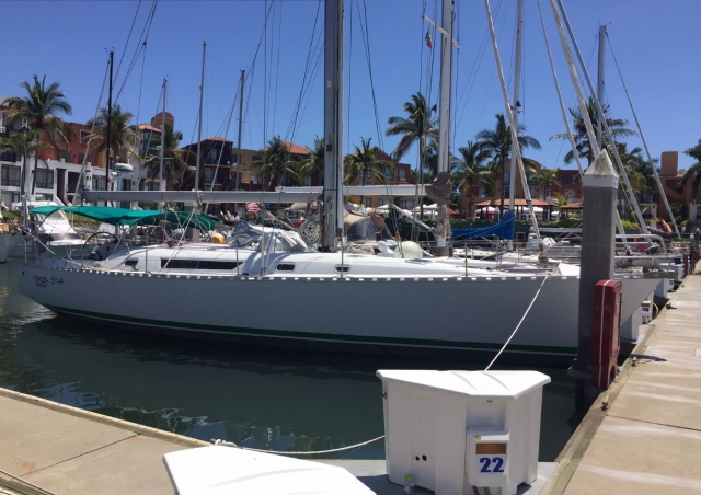 Mimosa Star en el puerto