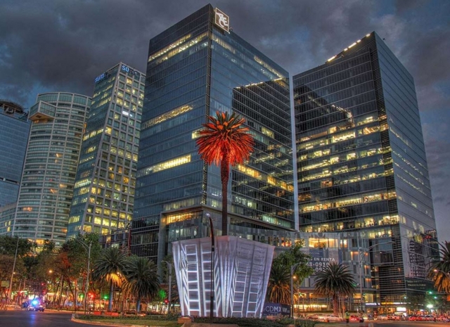 Recorrido nocturno por el Distrito Federal