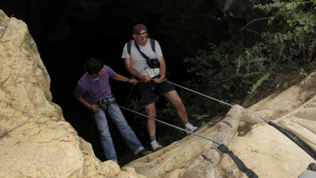 Descenso de cuevas
