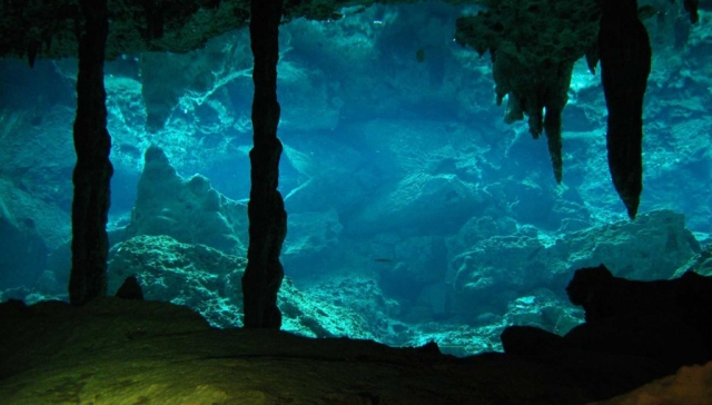 Cenote ojos
