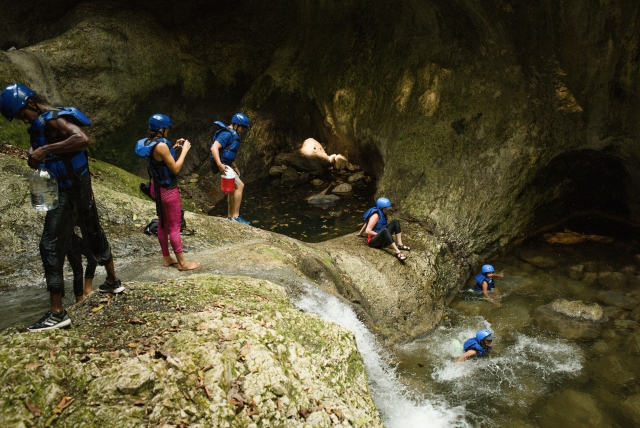 Deslizate por un tobogán natural
