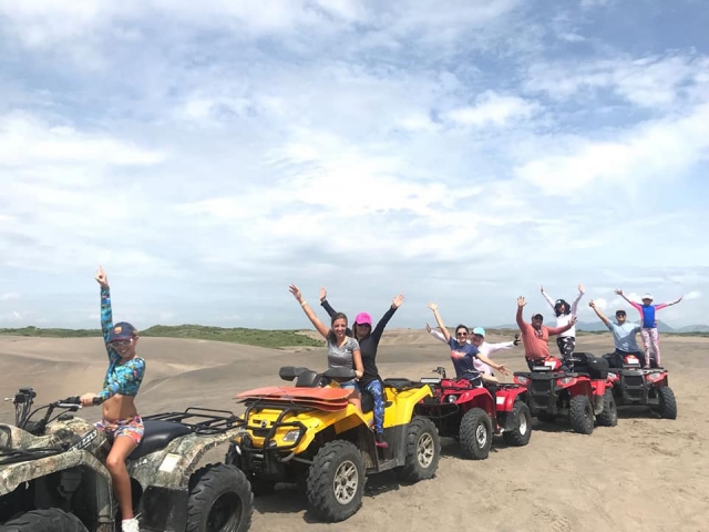 Felices de andar en quads