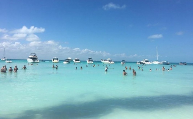 Baño en Isla Mujeternera