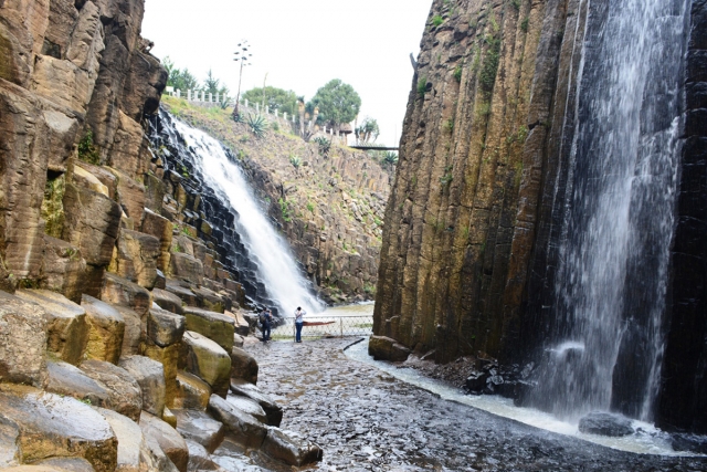 Explora los Prismas Basálticos