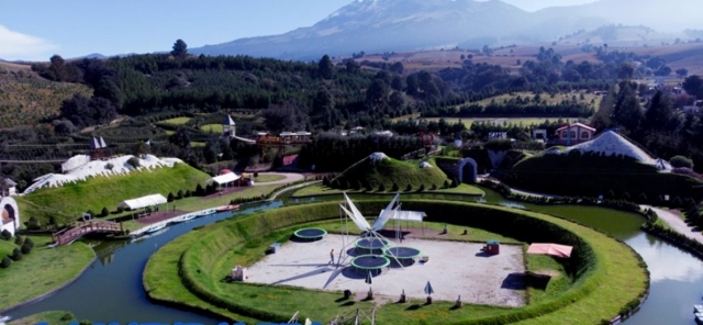 Practica kayak desde nuestro hermoso lago