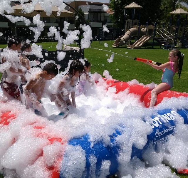 Increíbte fiesta de la espuma