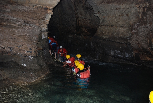 Visita al río subterráneo
