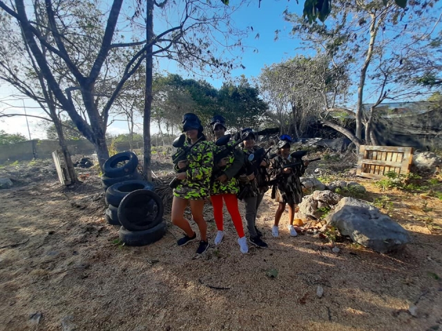 En batalla de paintball