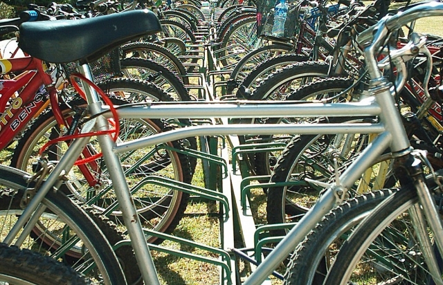 Preparando las bicicletas